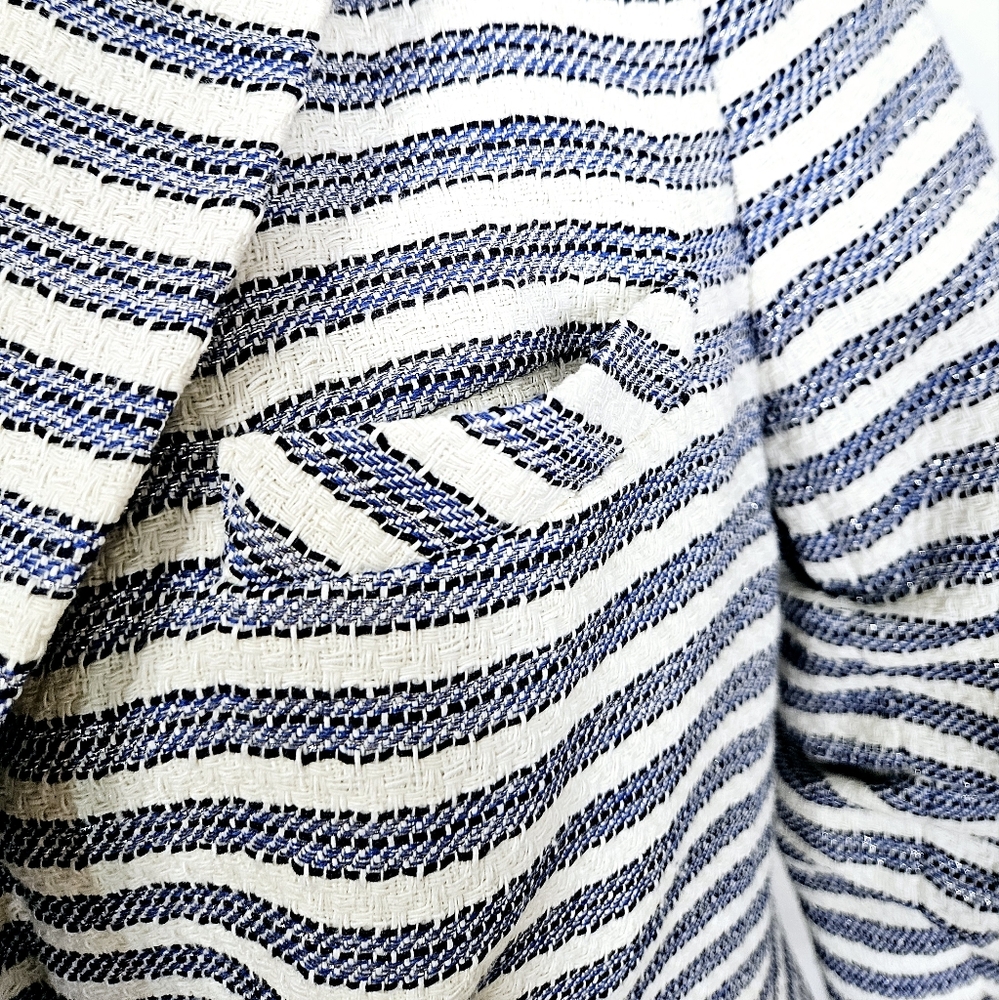 Veronica Beard Ryland Striped Cotton-Blend Tweed Blazer in Blue and White Size 8 - Picture 12 of 15